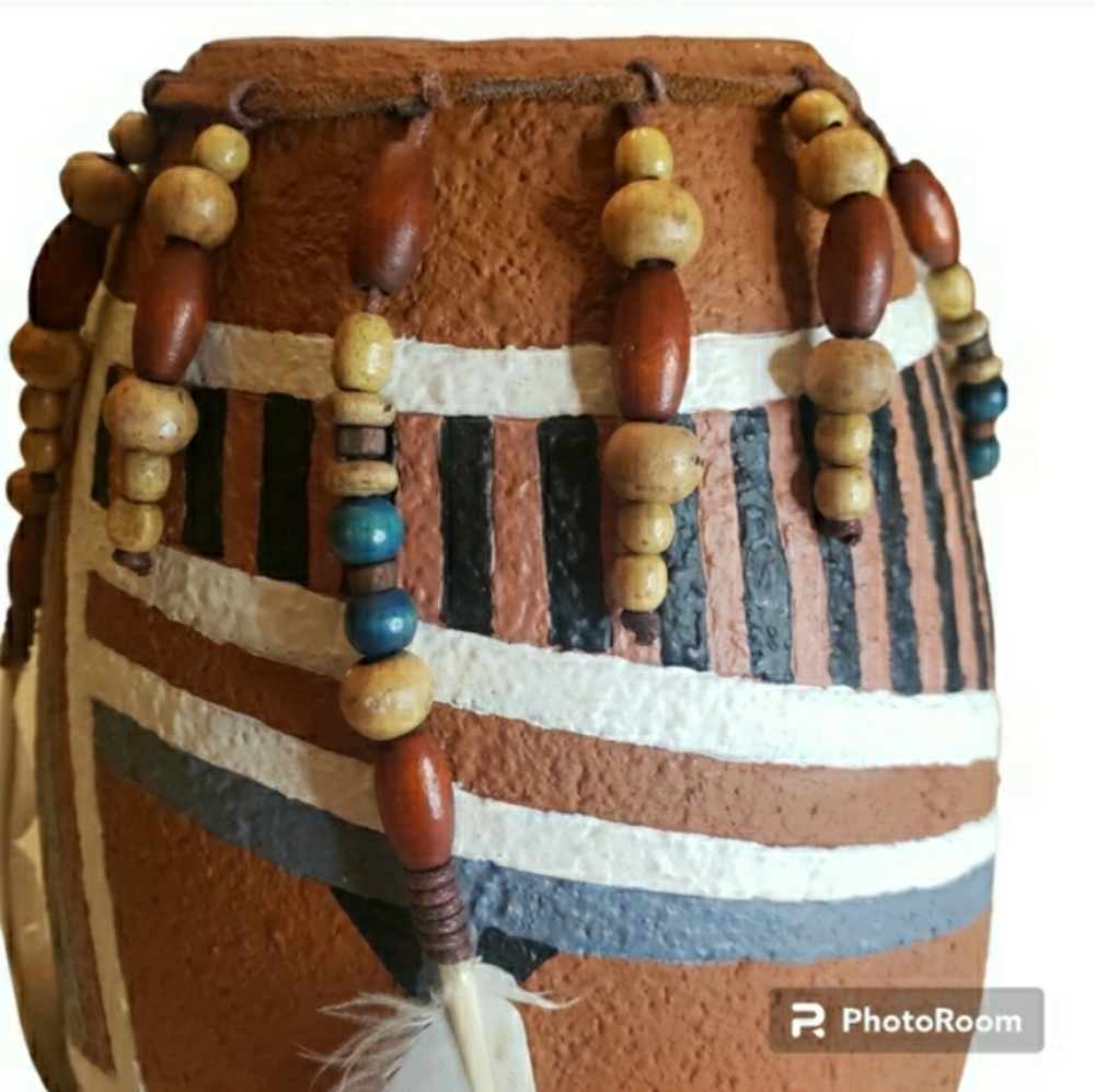 Eagle Spirit Native Indian Maiden Ashton Drake Decor VINTAGE π¦
Mint Condition - Picture 5 of 16